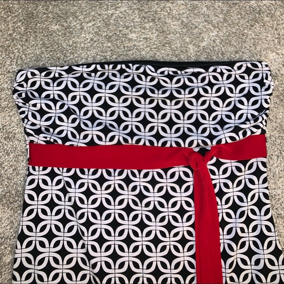 Tempted White, Black & Red Patterned Top size M - Picture 3 of 8